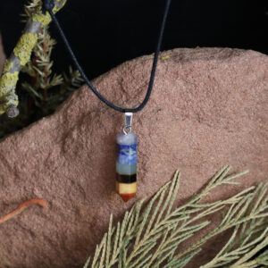 Stein-Anhänger 7 Chakras Spitze 3,5cm