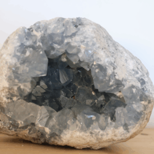 Coelestin Druse Geode 2,7kg ca. 14x12x12cm